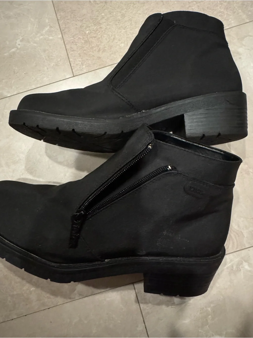 Totes Black all weather boots with side zipper